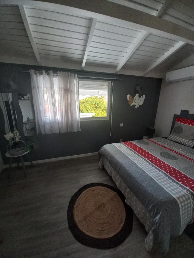 Hotel Lauraym 1 Baie-Mahault Exteriér fotografie